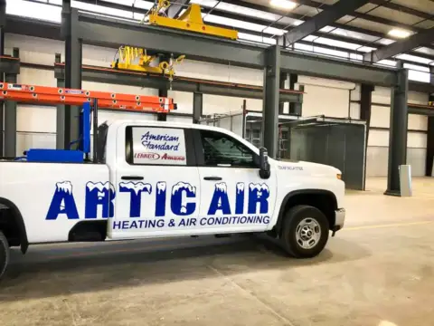 From warehouses to restaurants, we can handle any commercial HVAC job.